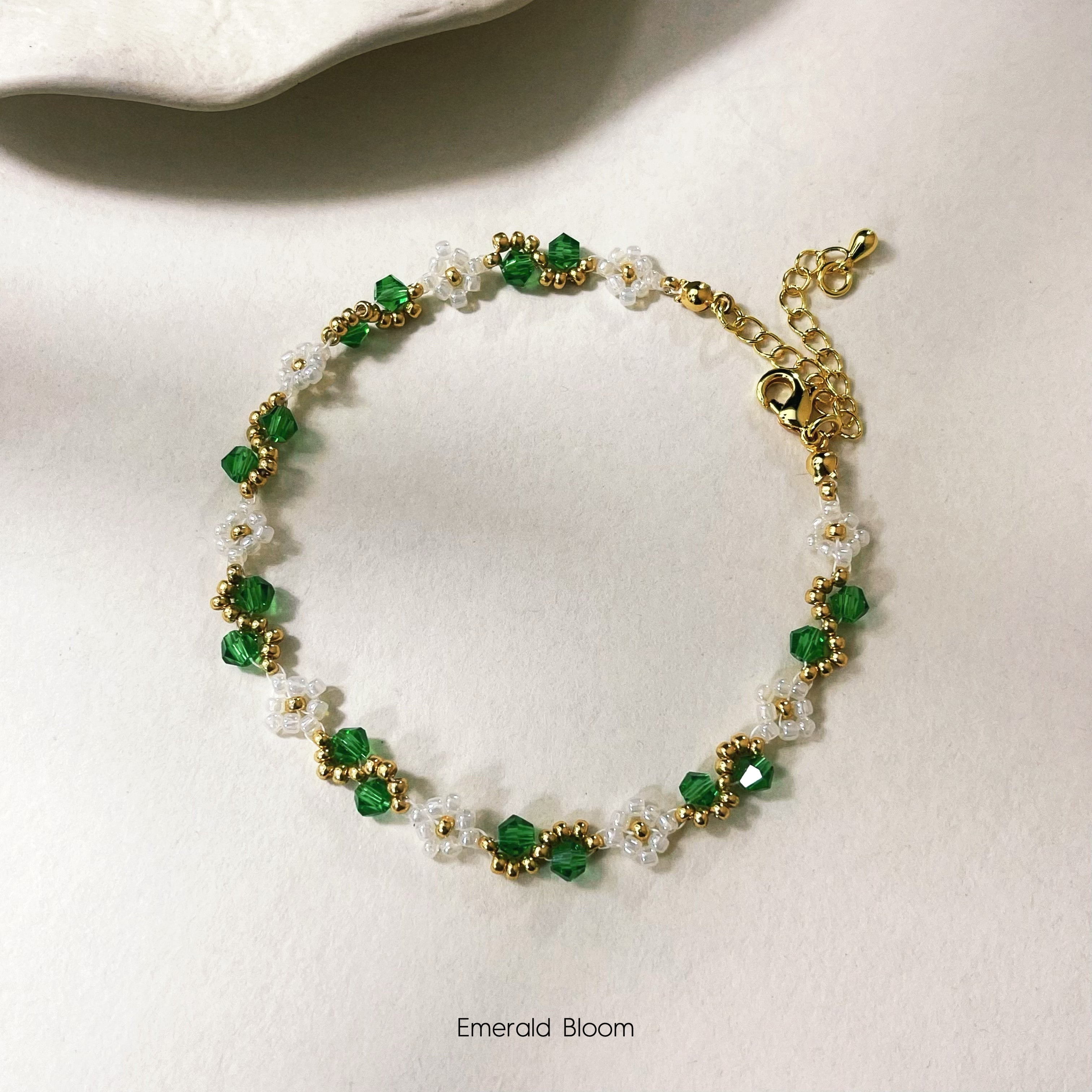 Emerald Bloom Bracelet Beading Kit